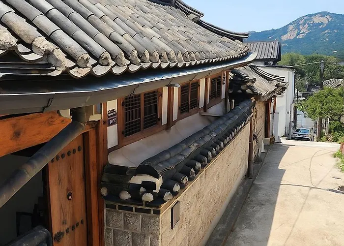 Villa Premium Modern Bukchon Hanok Ubojae 牛步齋 Slow Walk In Bukchon